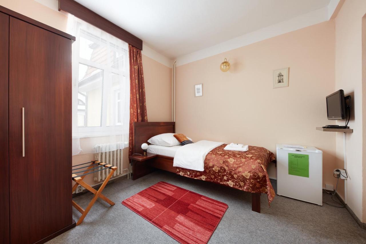 Hotel Roosevelt Литомержице Экстерьер фото